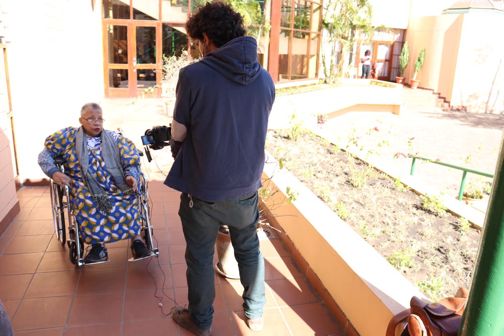 Entrevista com a Dra. Fárida Gulamo, que tem dedicado a sua vida a luta pelos direitos das pessoas com deficiência em Moçambique 